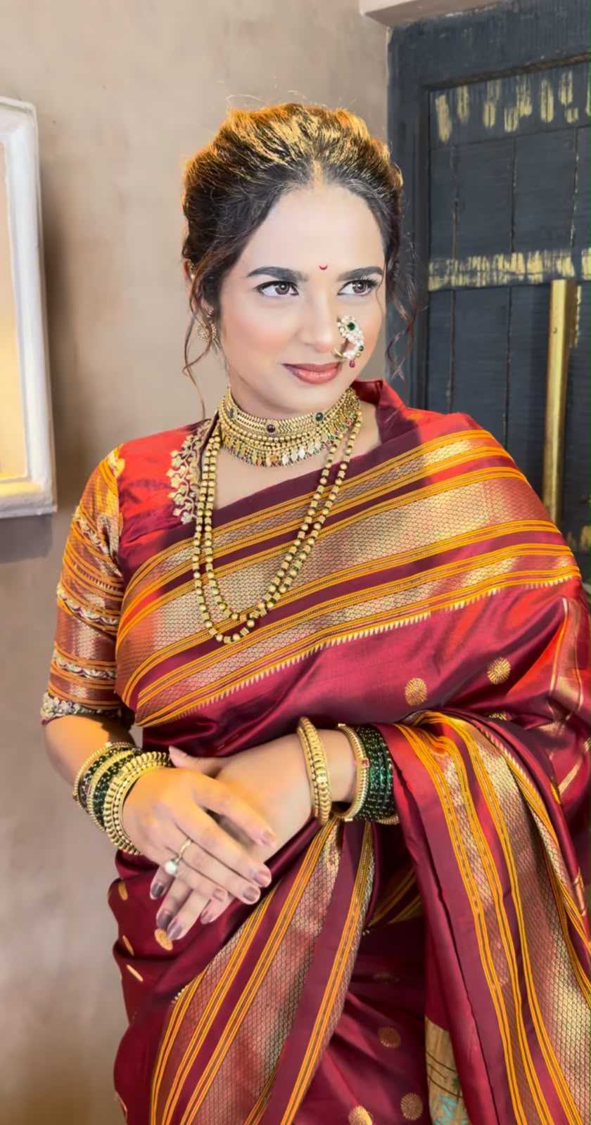 amruta dhongde saree look