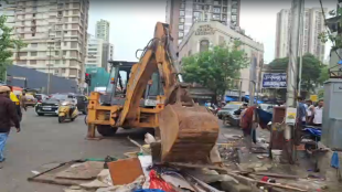 BMC anti encroachment drive in Mumbai | illegal hawkers action on MS Ali road | Brihanmumbai Municipal Corporation pedestrian first initiative | Mumbai civic news updates