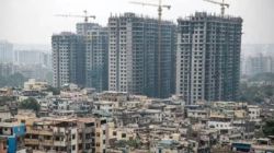 धारावी पुनर्विकासाविरोधातील आंदोलन तीव्र; १५ ऑगस्टला मुलुंड, कुर्ला दूध डेअरी आणि धारावीत तिरंगा रॅली