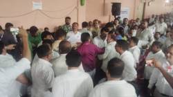 दोडामार्ग तालुका आमसभेत सत्ताधारी-विरोधकांत राडा; ९ वर्षांनंतर झालेल्या सभेत नागरी समस्यांवर गदारोळ