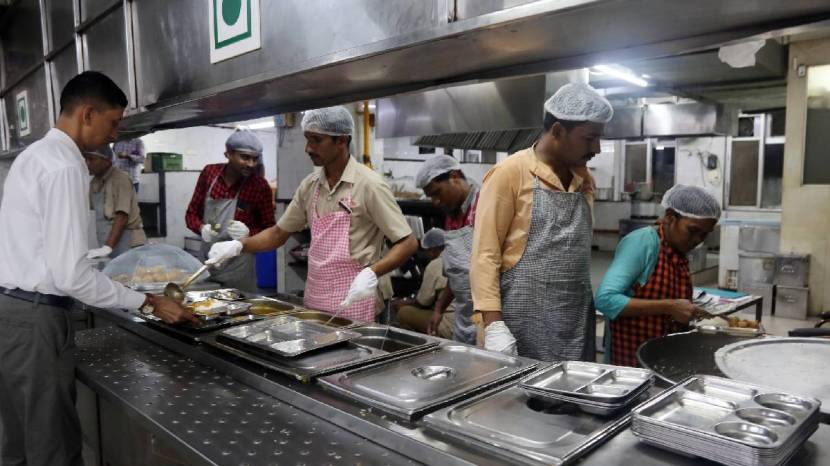 fda-action-mumbai-hotel-cleaning-renovation