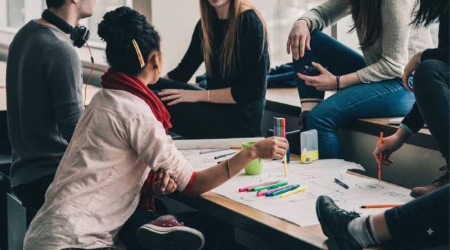 Gen Z college students eating pizza and momos with energy drinks may cause diabetes