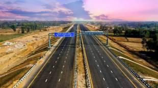 Maharashtra highway dhabas facing action under new road safety and Right of Way rules