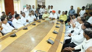Rakesh Tikait India US trade deal warning press conference | Rakesh Tikait farmer protest Malegaon visit | राकेश टिकैत अमेरिकन व्यापार करार इशारा | शेतकरी आंदोलन दिल्ली चलो बातमी