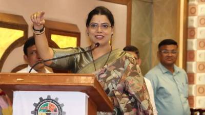 मुंबईच्या महापौरांविषयी युट्यूबवर चुकीची माहिती, फोटोग्राफरची थेट पोलिसांत धाव