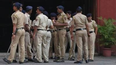 मुंबई पोलिसांत काम न करताच खात्यात जमा होत होते लाखो रुपये; ६.४ कोटींच्या घोटाळ्याने खळबळ!