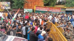 ‘ही’ भाषा वापरण्याची वेळ का आली?