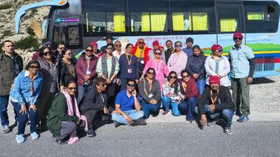 नेपाळ महापुरानंतर संपर्काबाहेर असलेले रायगडचे ३७ पर्यटक सुरक्षित, तिबेटहून काठमांडूत दाखल