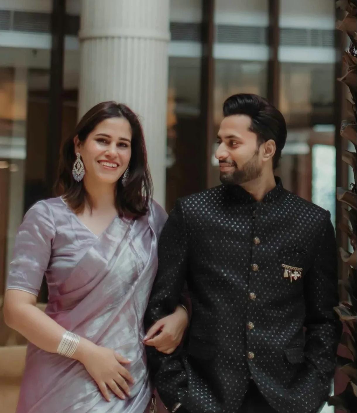 Sanai Choughade actor Raj Hanchanale wife