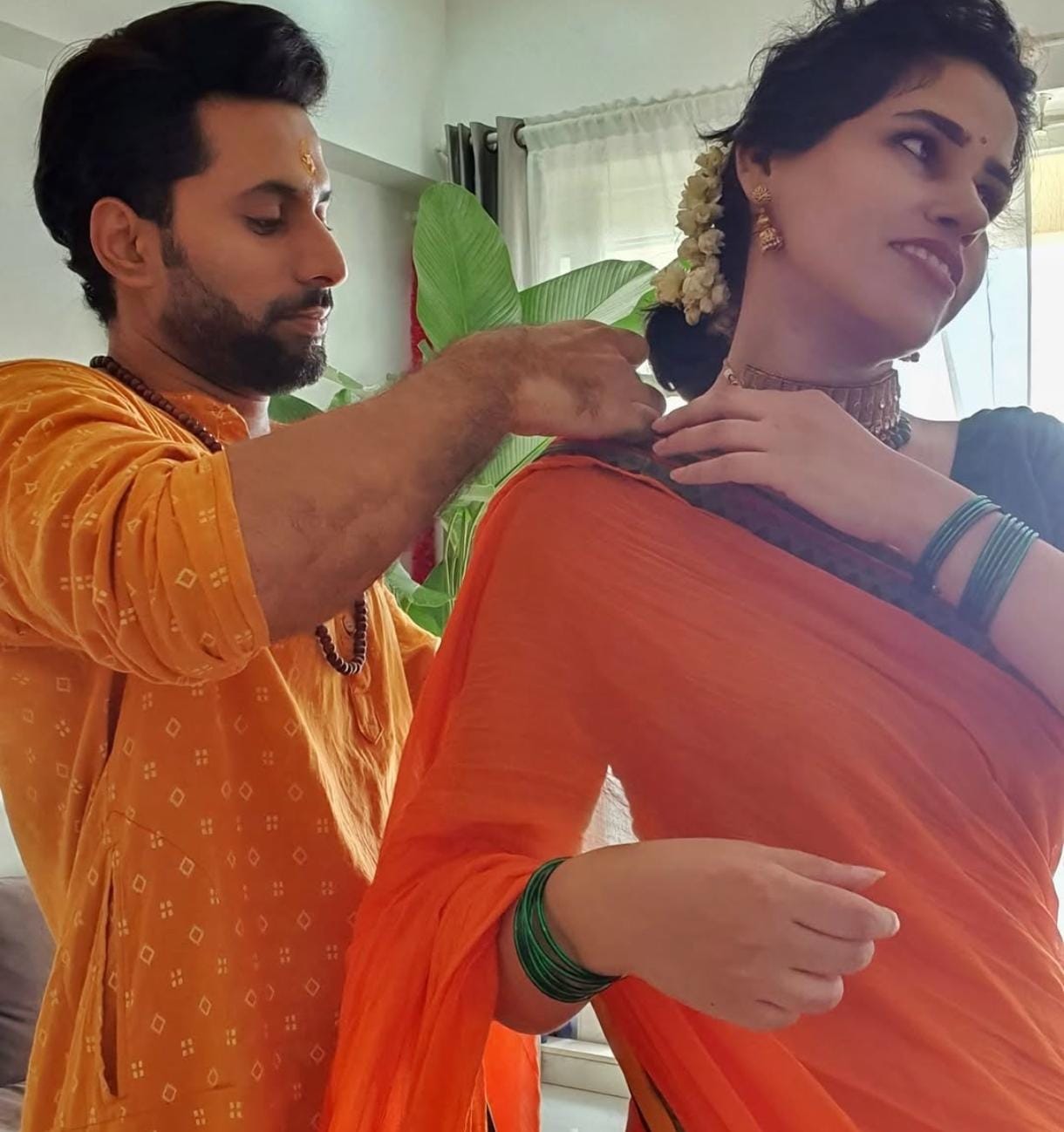 Sanai Choughade actor Raj Hanchanale wife
