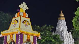 Solapur Siddheshwar Temple Shravan Somwar | Solapur Shravan Somwar Flower Decoration | Siddheshwar Maharaj Samadhi Puja Solapur | Shravan Somwar Solapur Shiv Temple Crowds