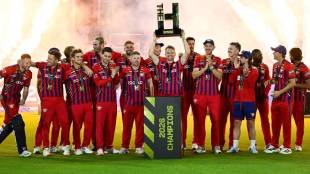 Manchester Super Giants team celebrating The Hundred victory