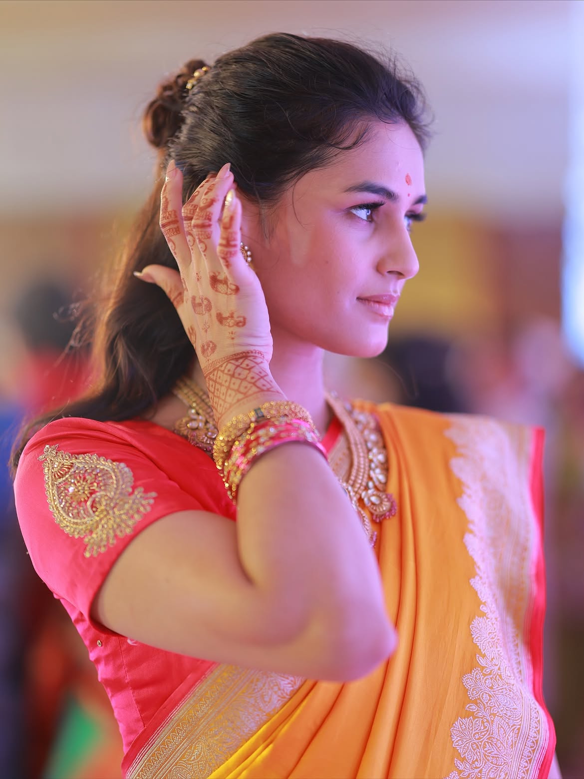 Vaishnavi Mahadik red patola saree