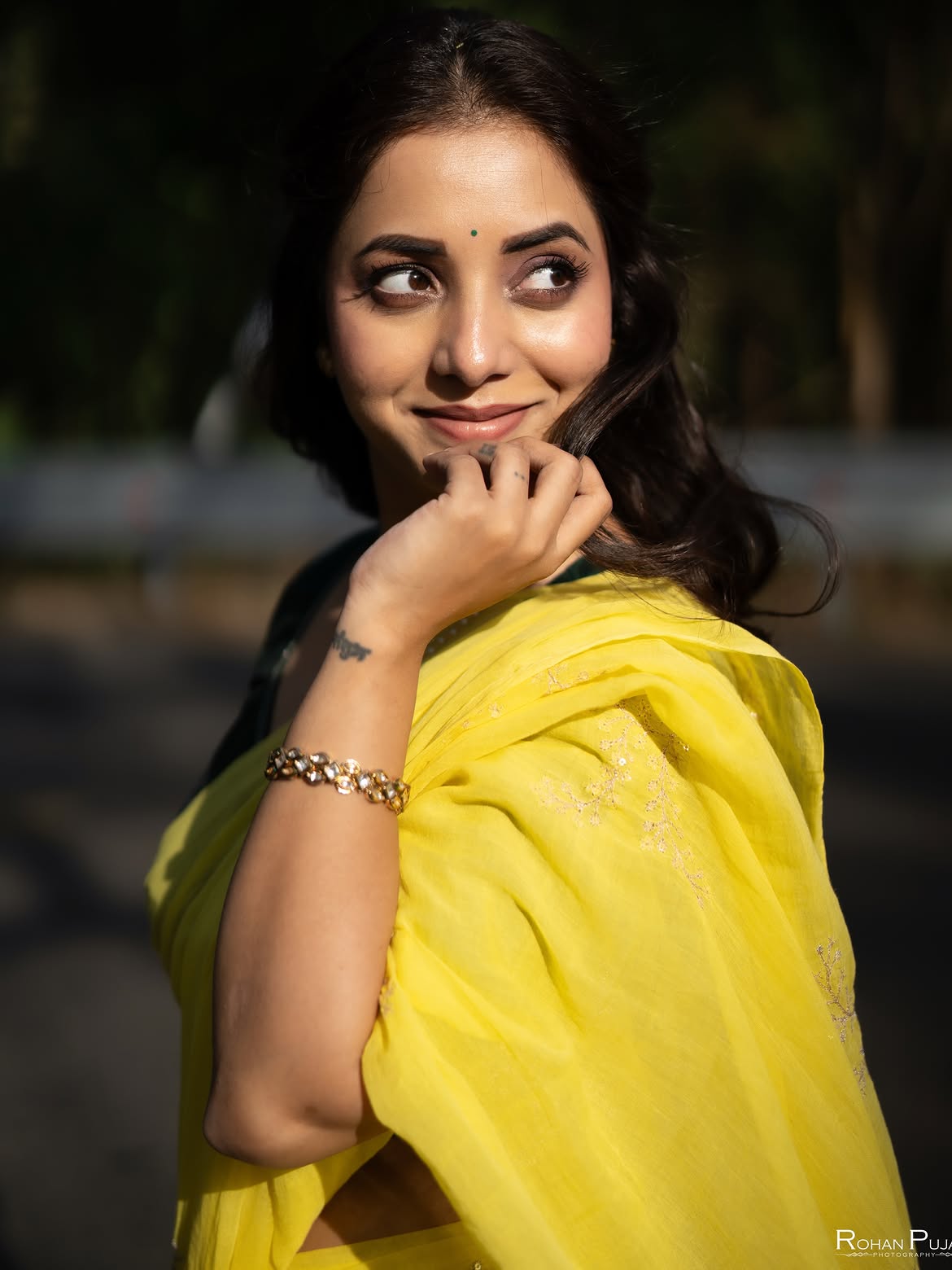 Sayali Sanjeev saree look in America