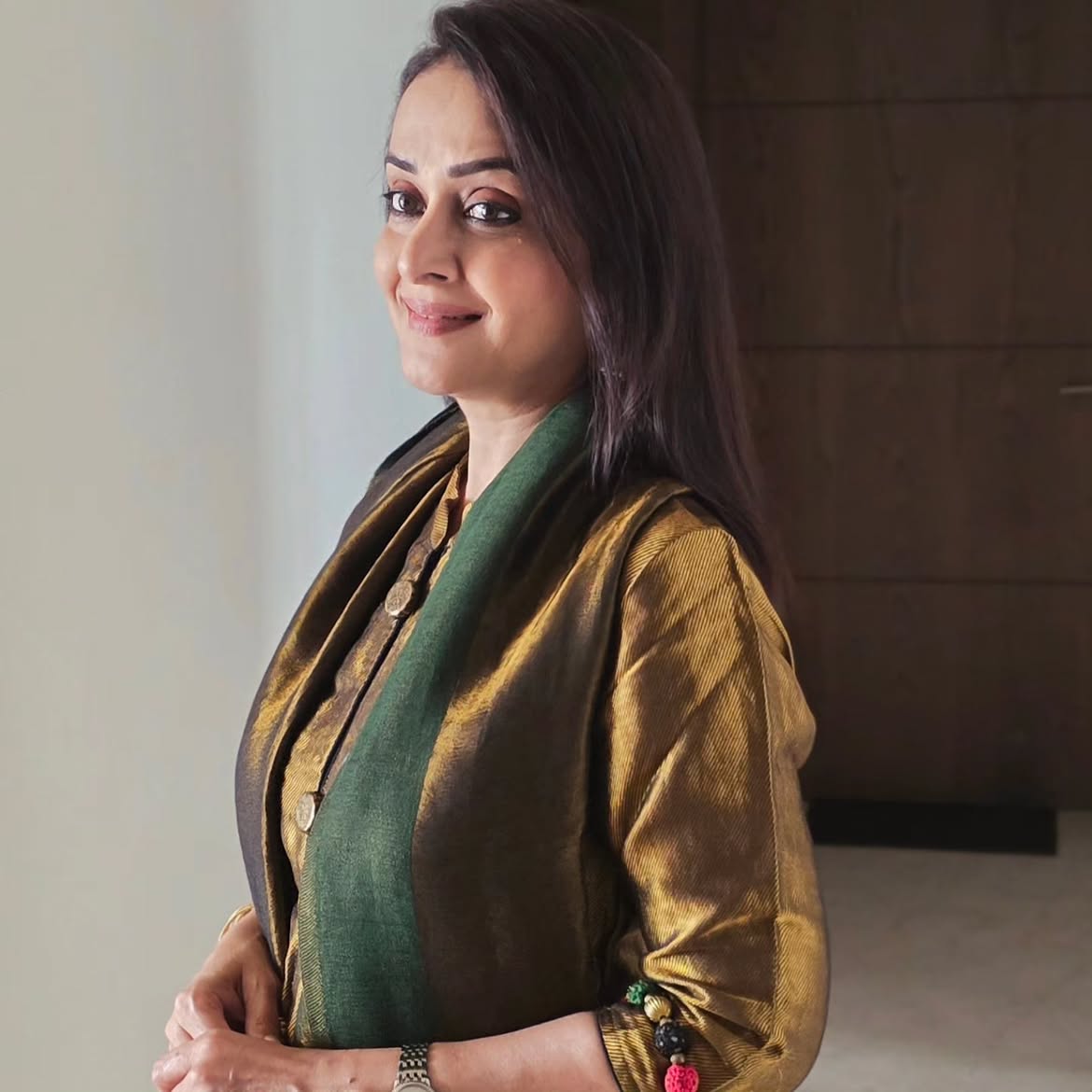 Mrinal Kulkarni Bandhkor movie look