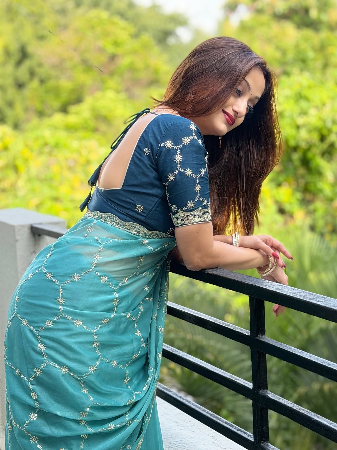 Manasi Naik saree look
