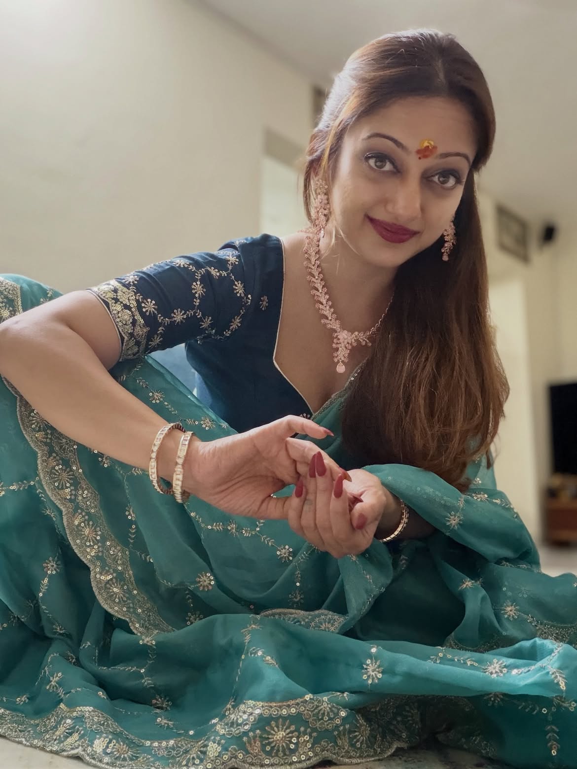 Manasi Naik saree look