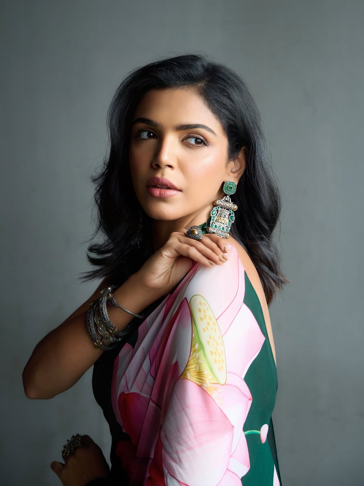 Shriya Pilgaonkar Mirzapur Movie promotion look