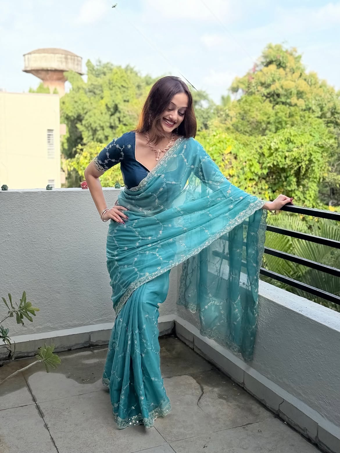 Manasi Naik saree look