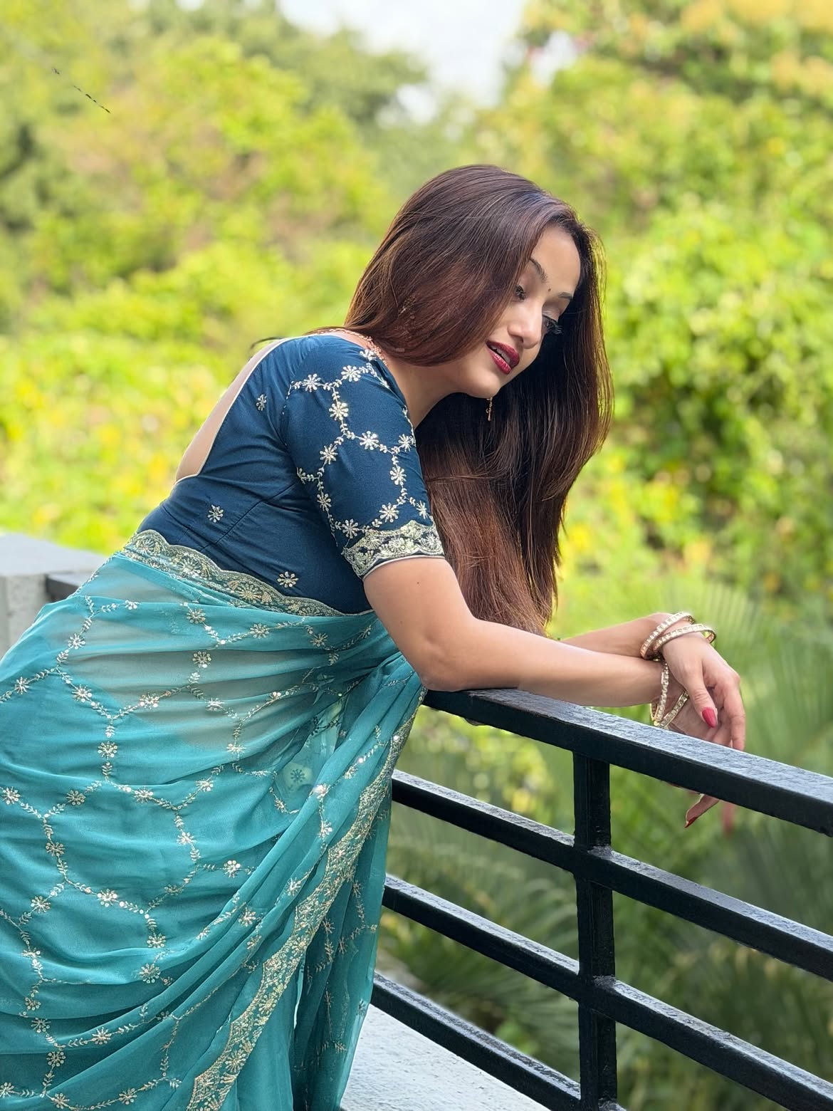 Manasi Naik saree look