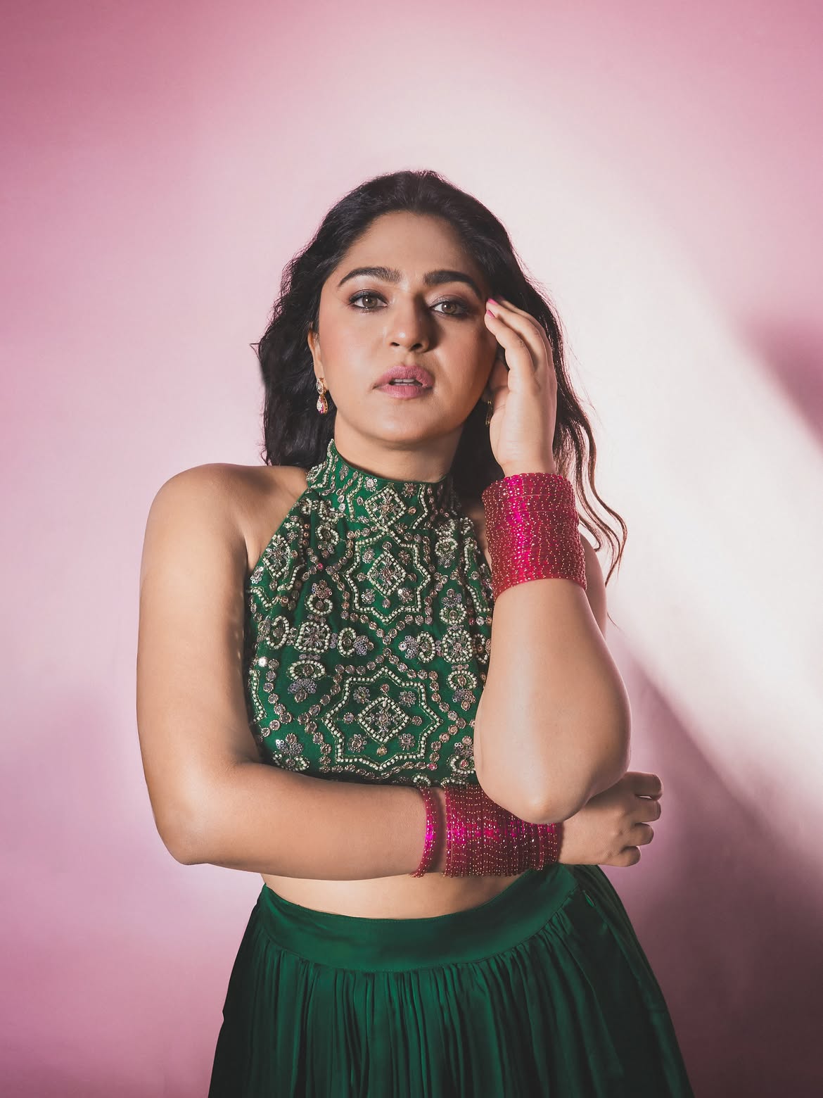Mrunmayee Deshpande polka dot saree look