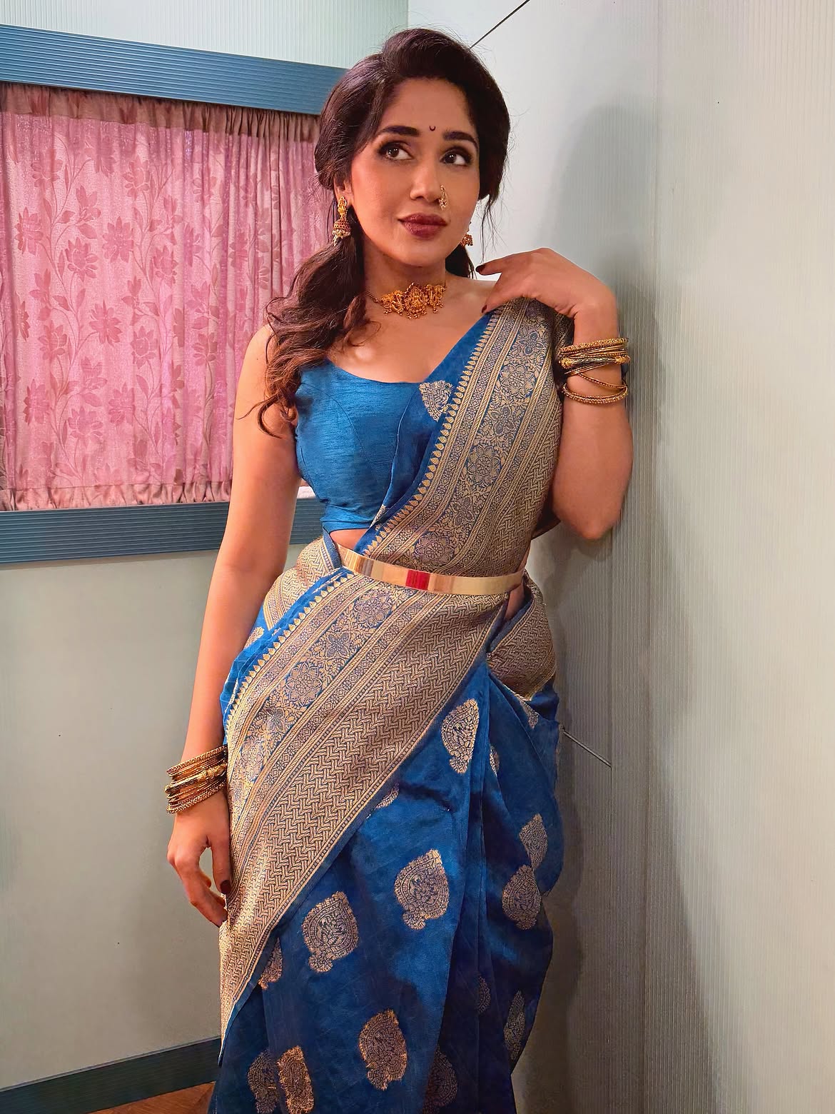 purniema dey saree look