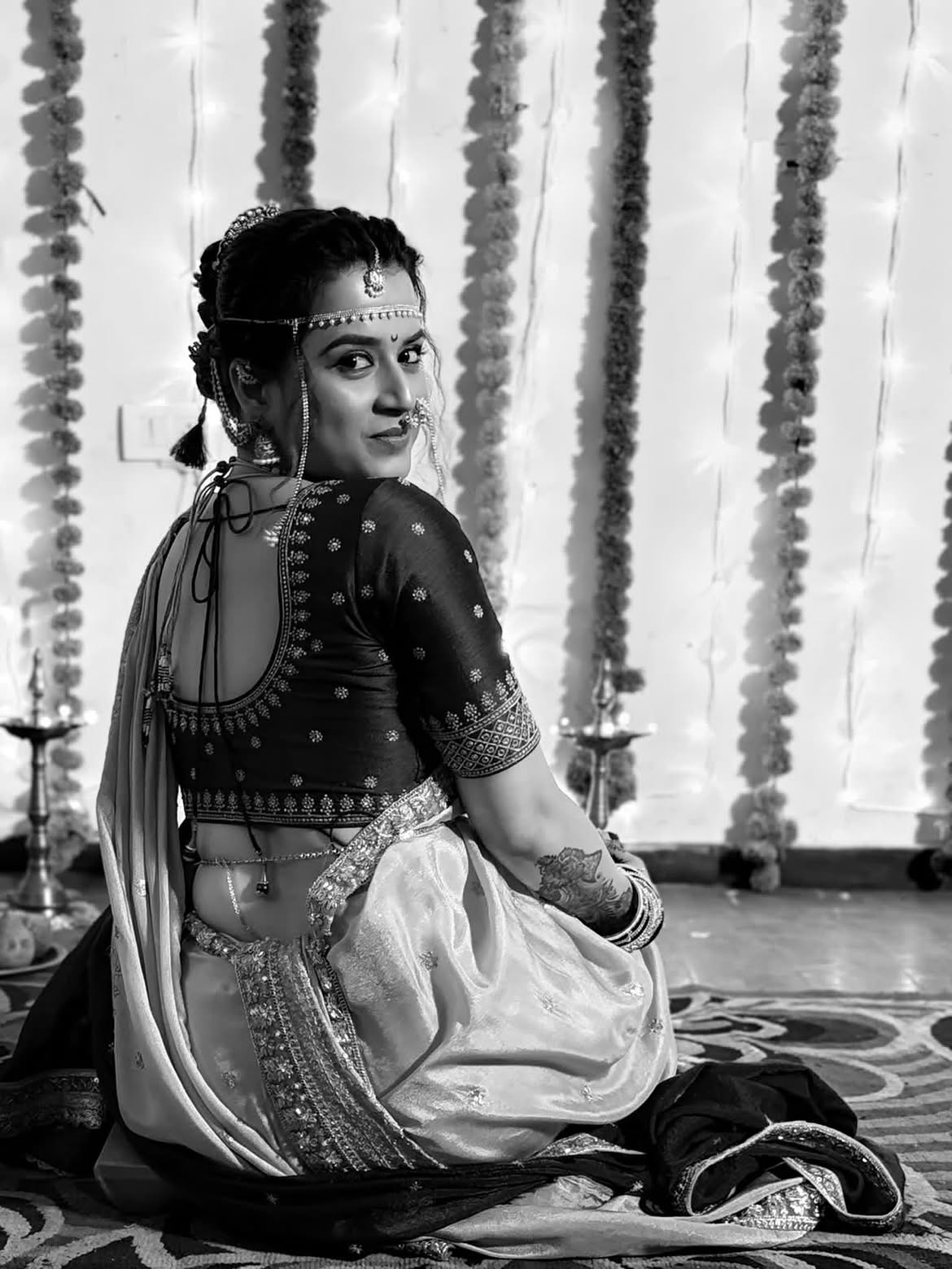 Prajakta Gaikwad black saree look