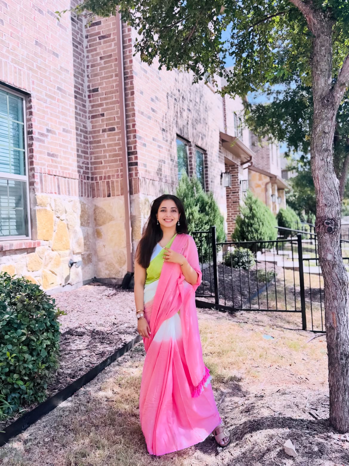 Sayali Sanjeev saree look in America