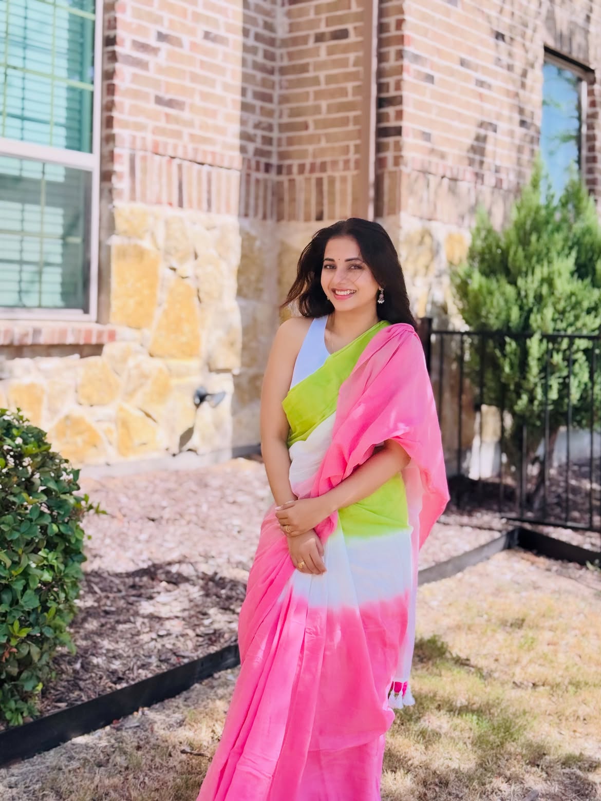 Sayali Sanjeev saree look in America