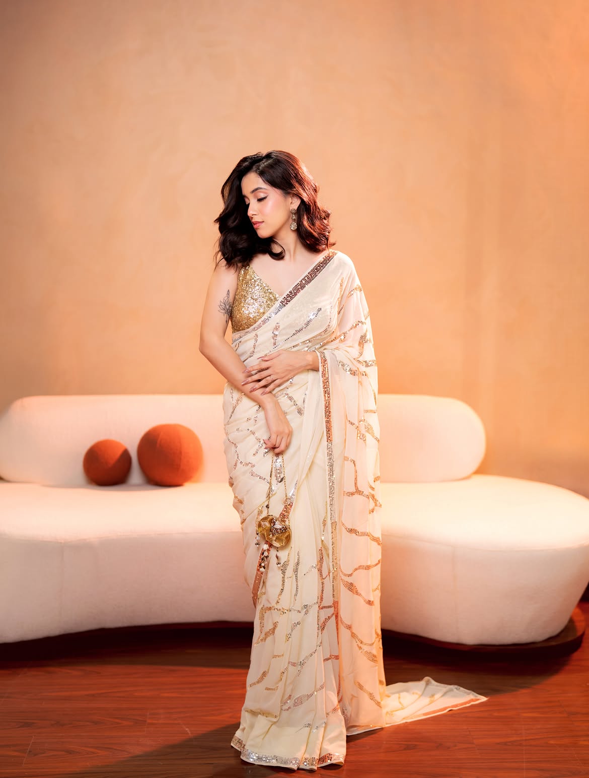 Shreya Daflapurkar saree look