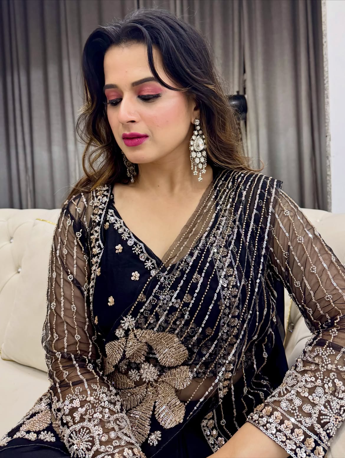 Prajakta Gaikwad black saree look