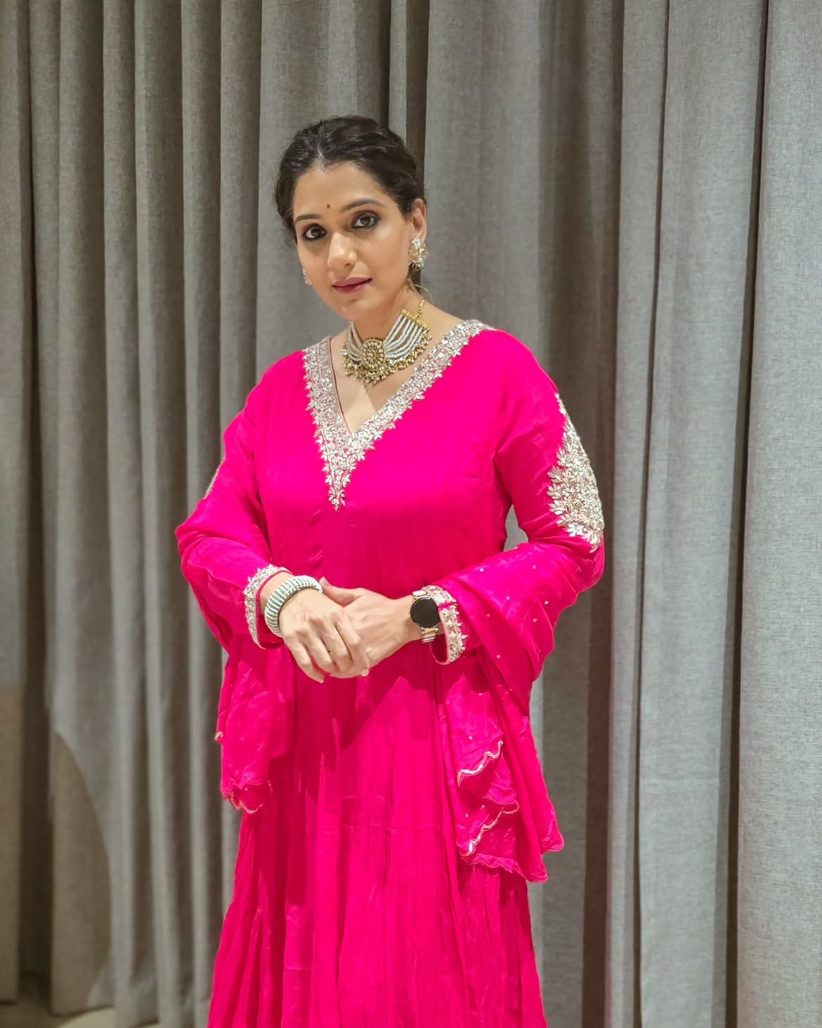 Urmila Kanetkar pink traditional dress