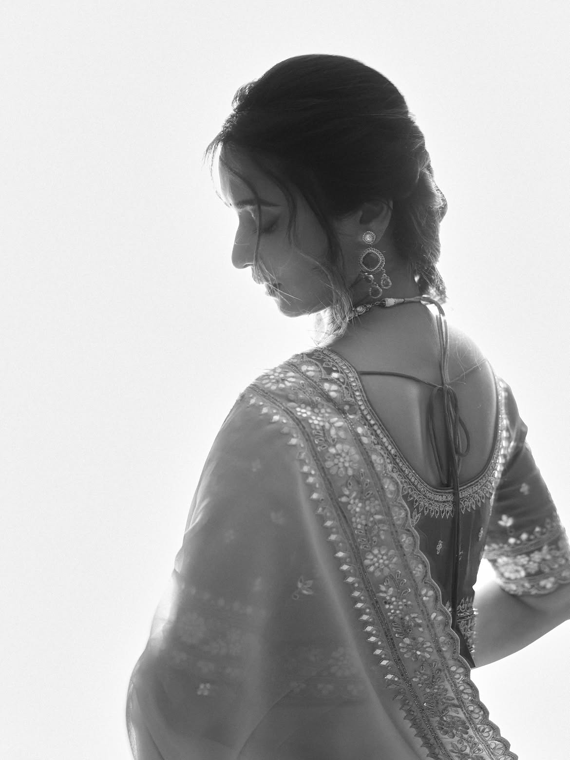 Shivani Surve Saree Look