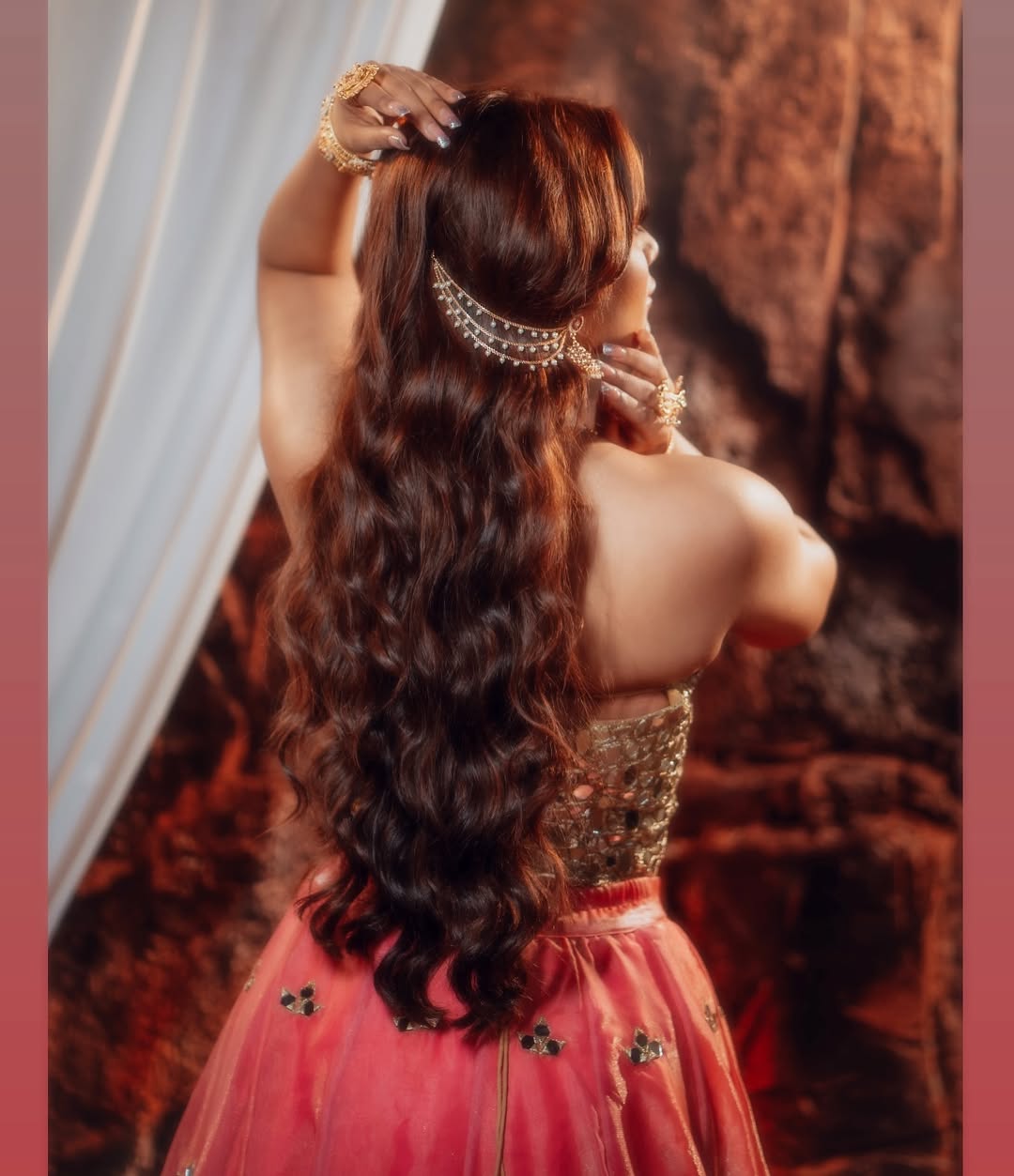 Tanvi Kolte turns Radha in pink lehenga