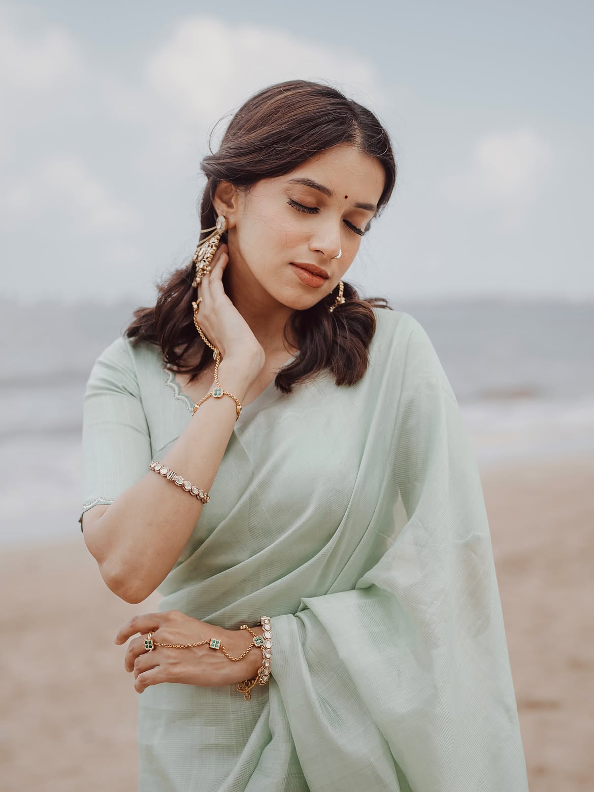 Shreya Daflapurkar saree look