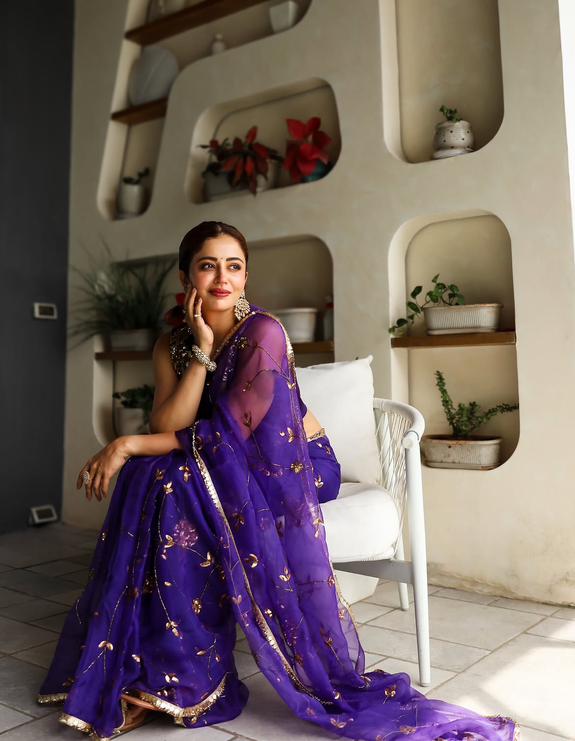 Neha Pendse pink saree photos