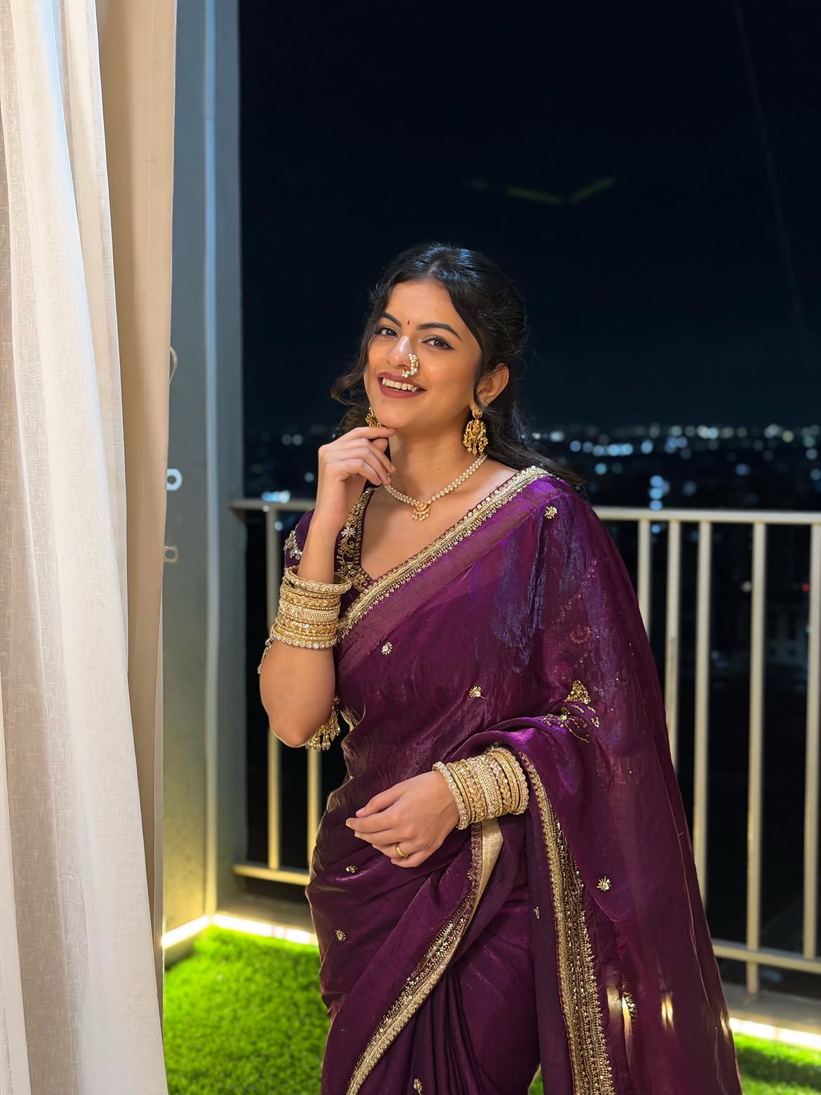 Anushri Mane purple saree look