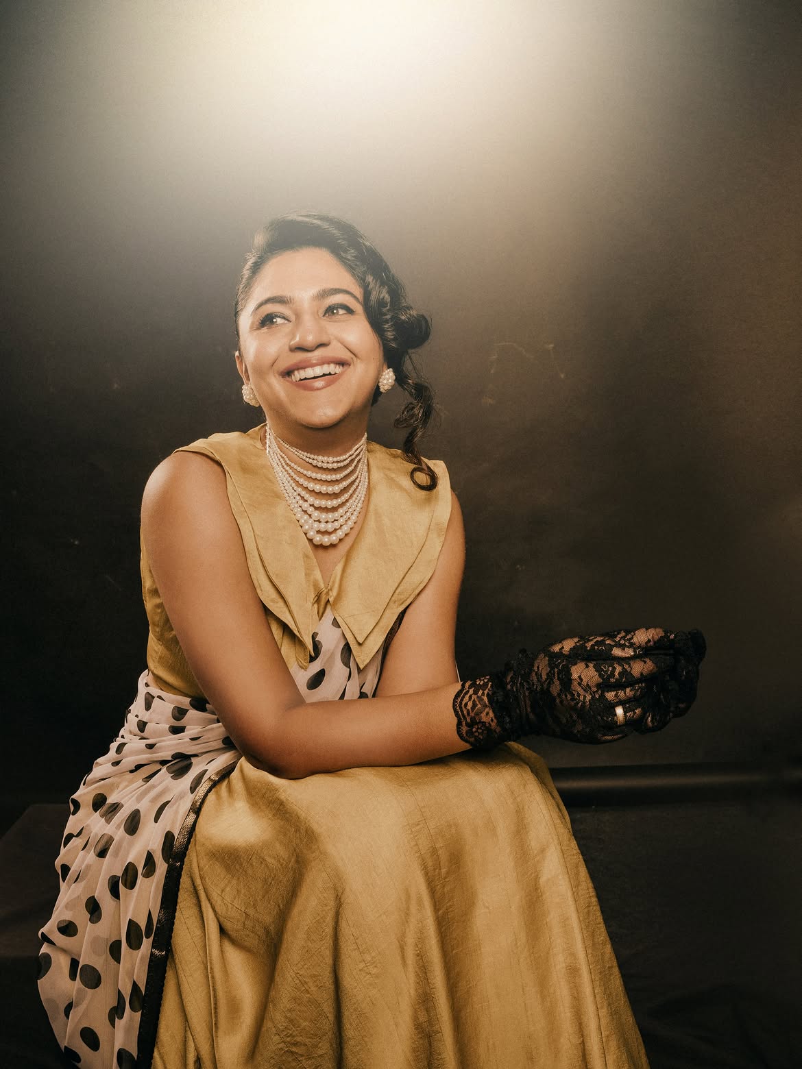 Mrunmayee Deshpande polka dot saree look