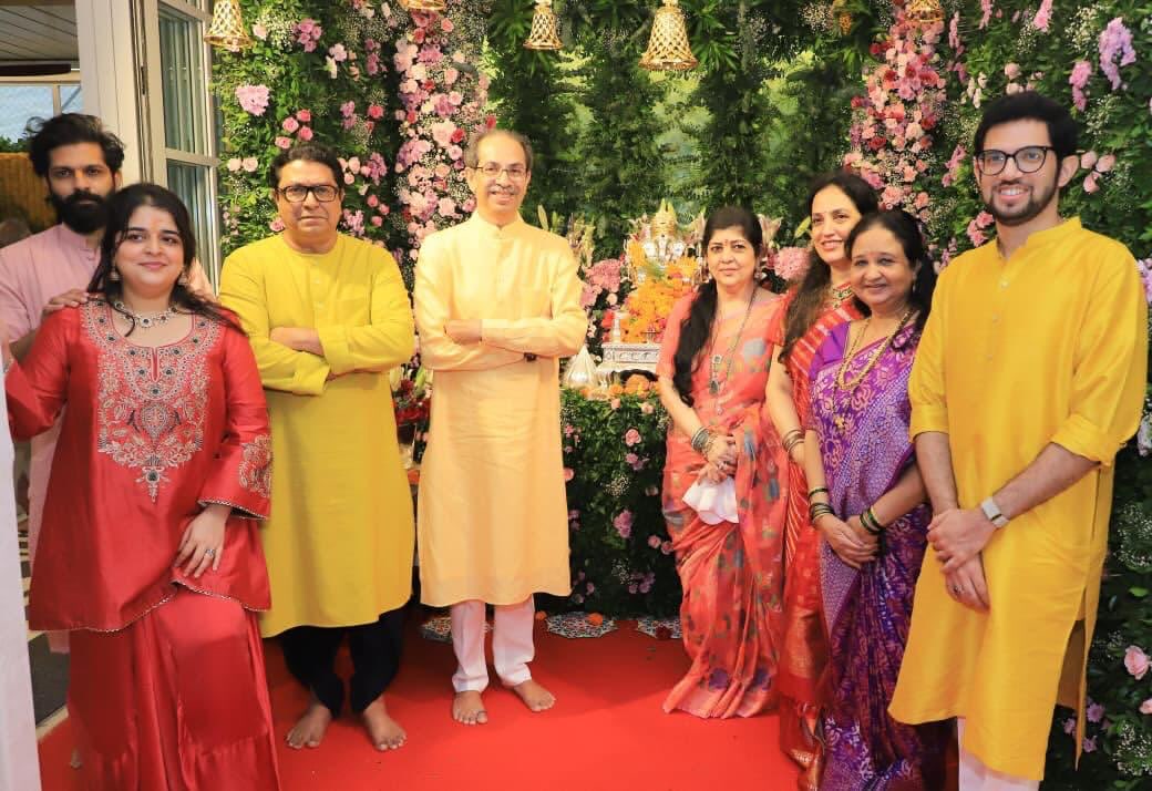Maharashtra political leaders Ganpati celebration