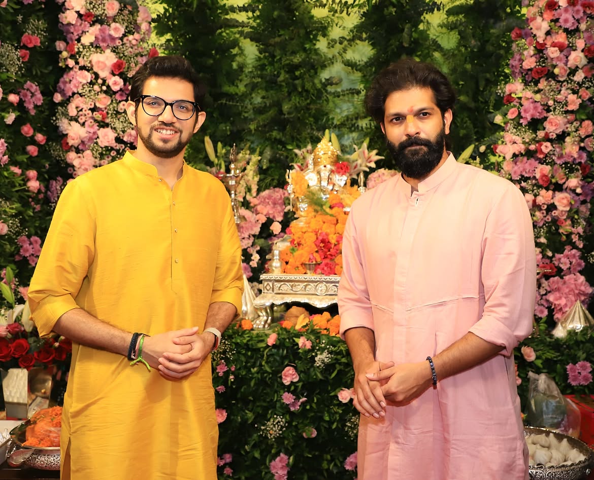 Maharashtra political leaders Ganpati celebration