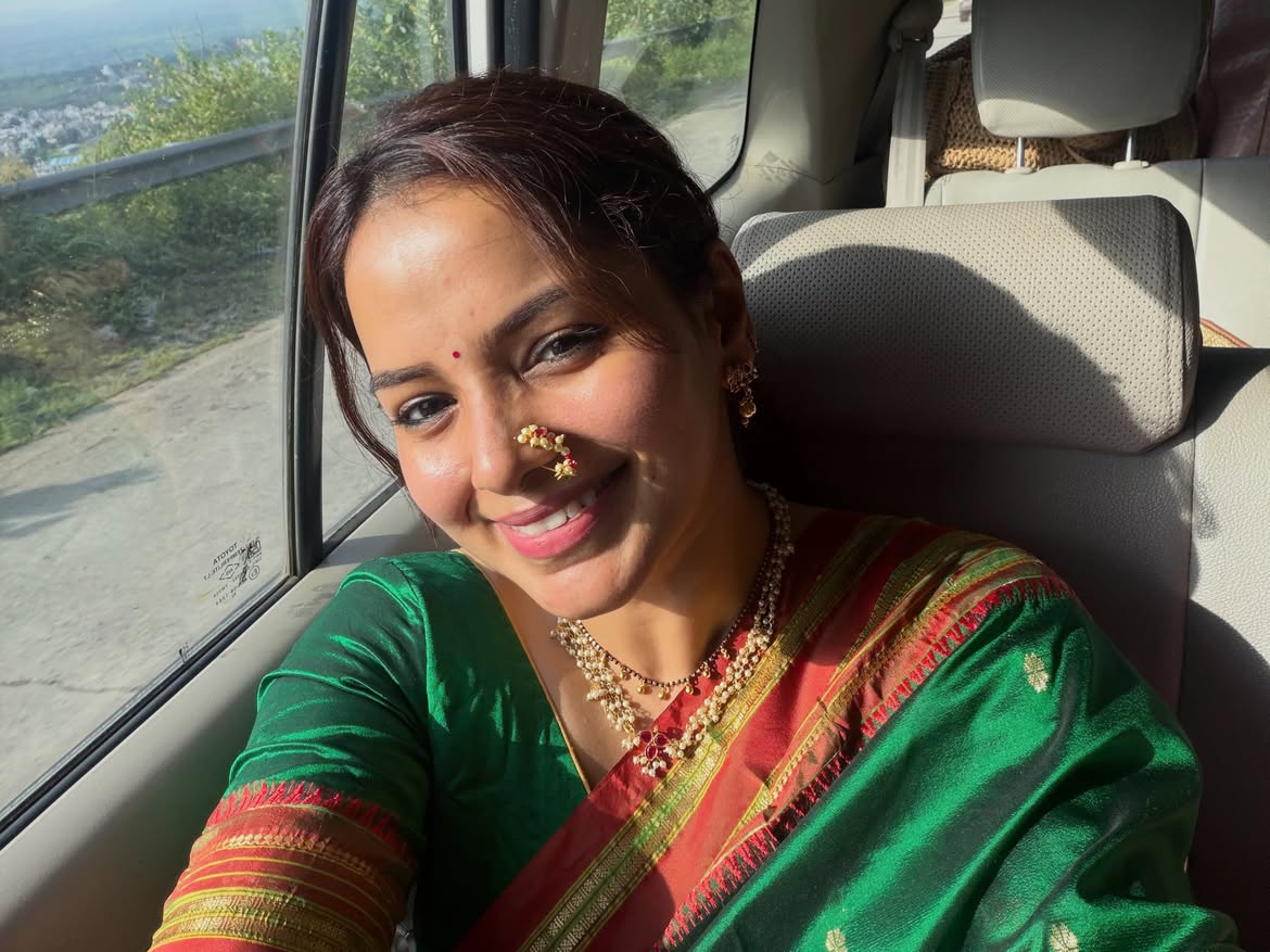 Titeekshaa Tawde Renuka Mata darshan