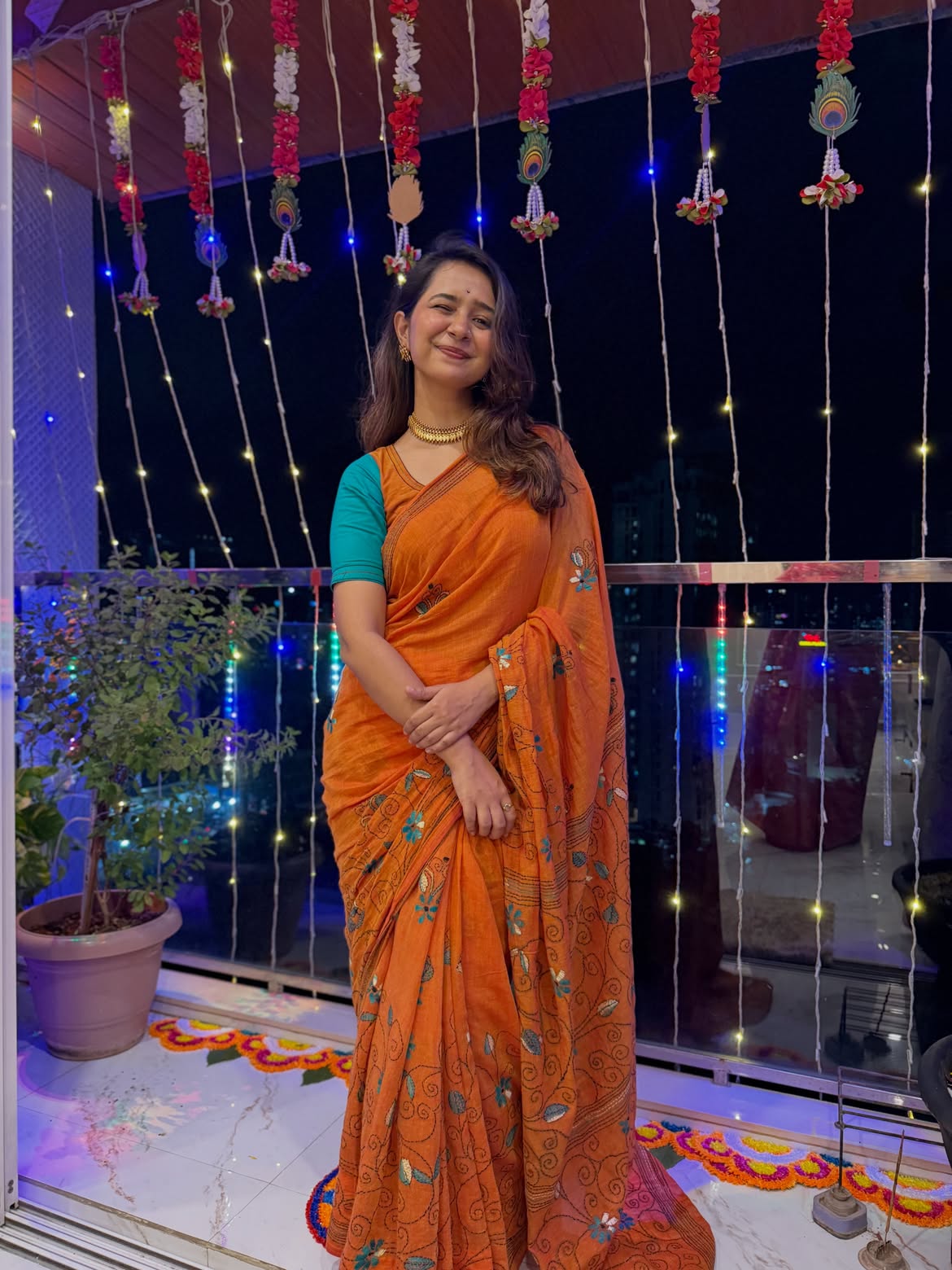 Gauri Kulkarni visits Rupali Bhosle home Ganesh