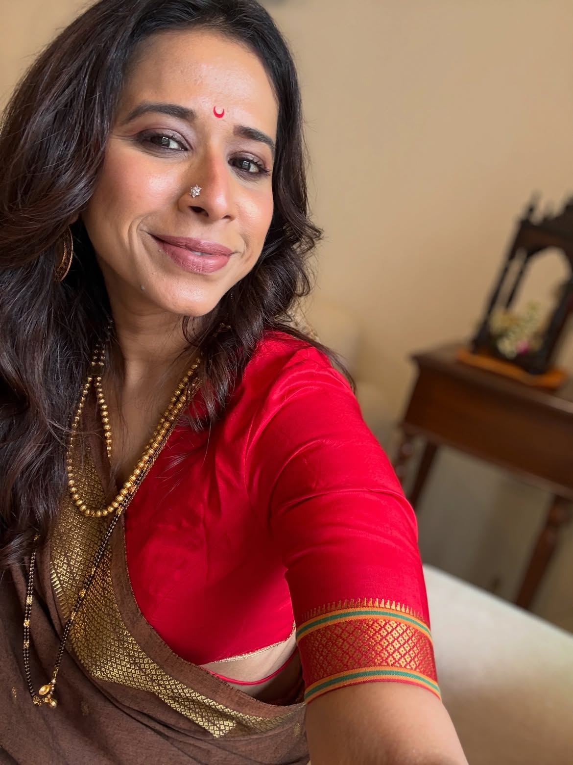 Shreya Bugde latest saree look