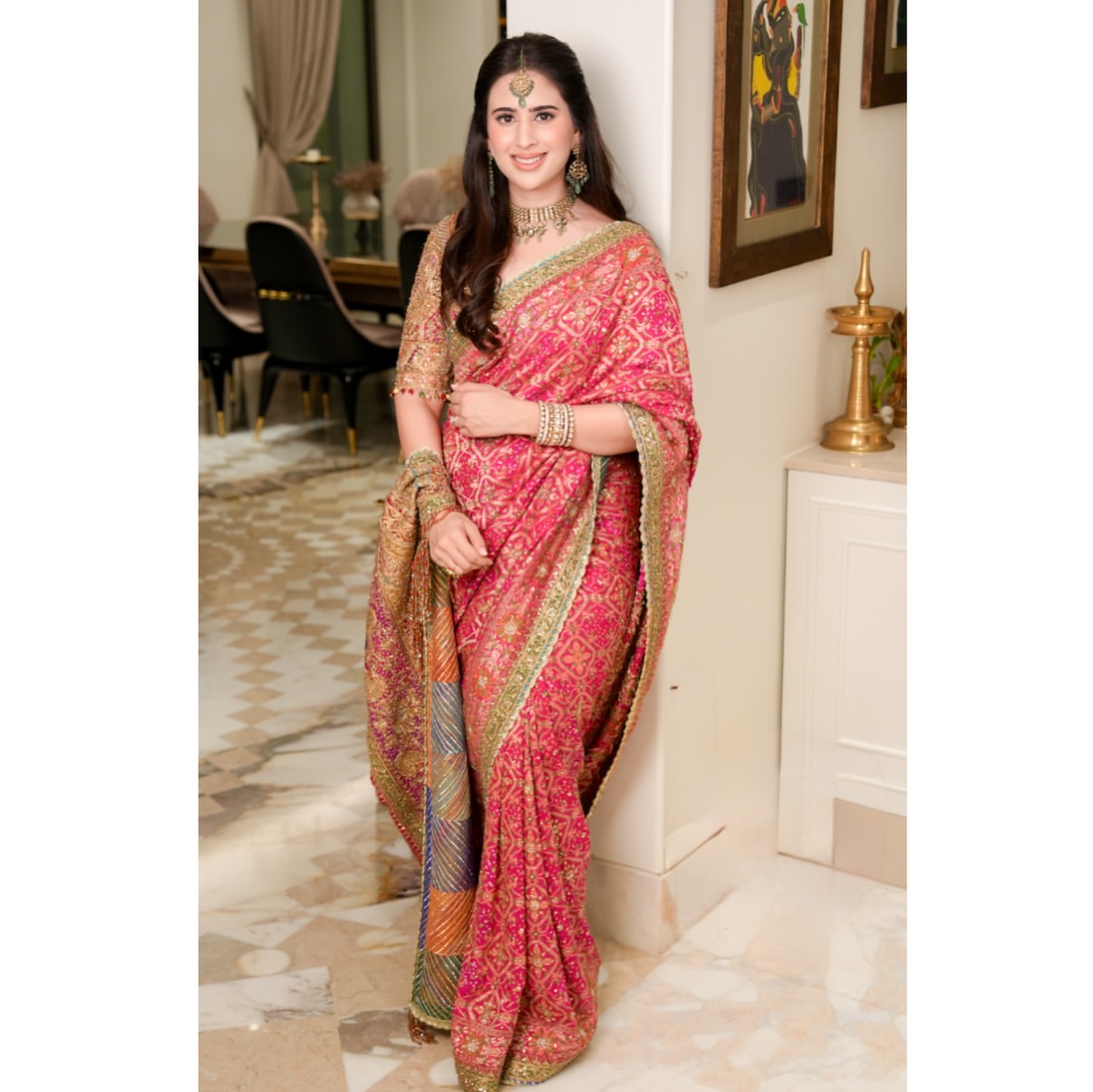  Saaniya Chandhok bandhani saree look
