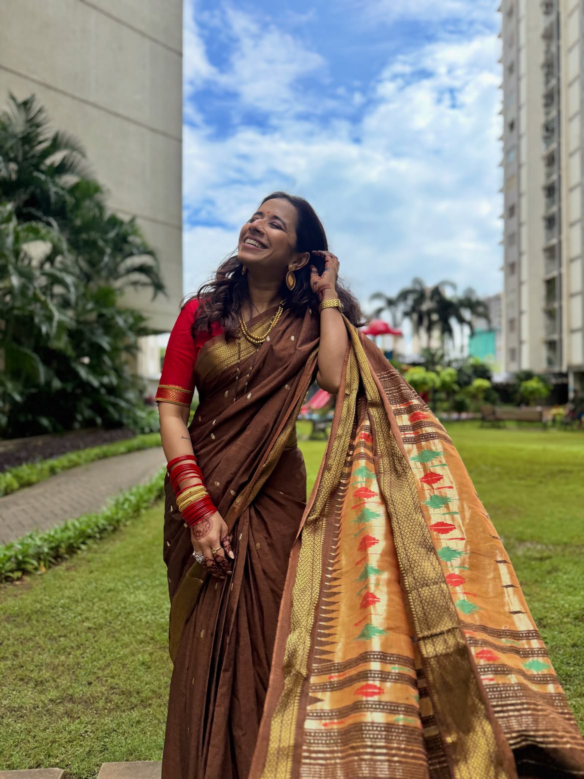 Shreya Bugde latest saree look