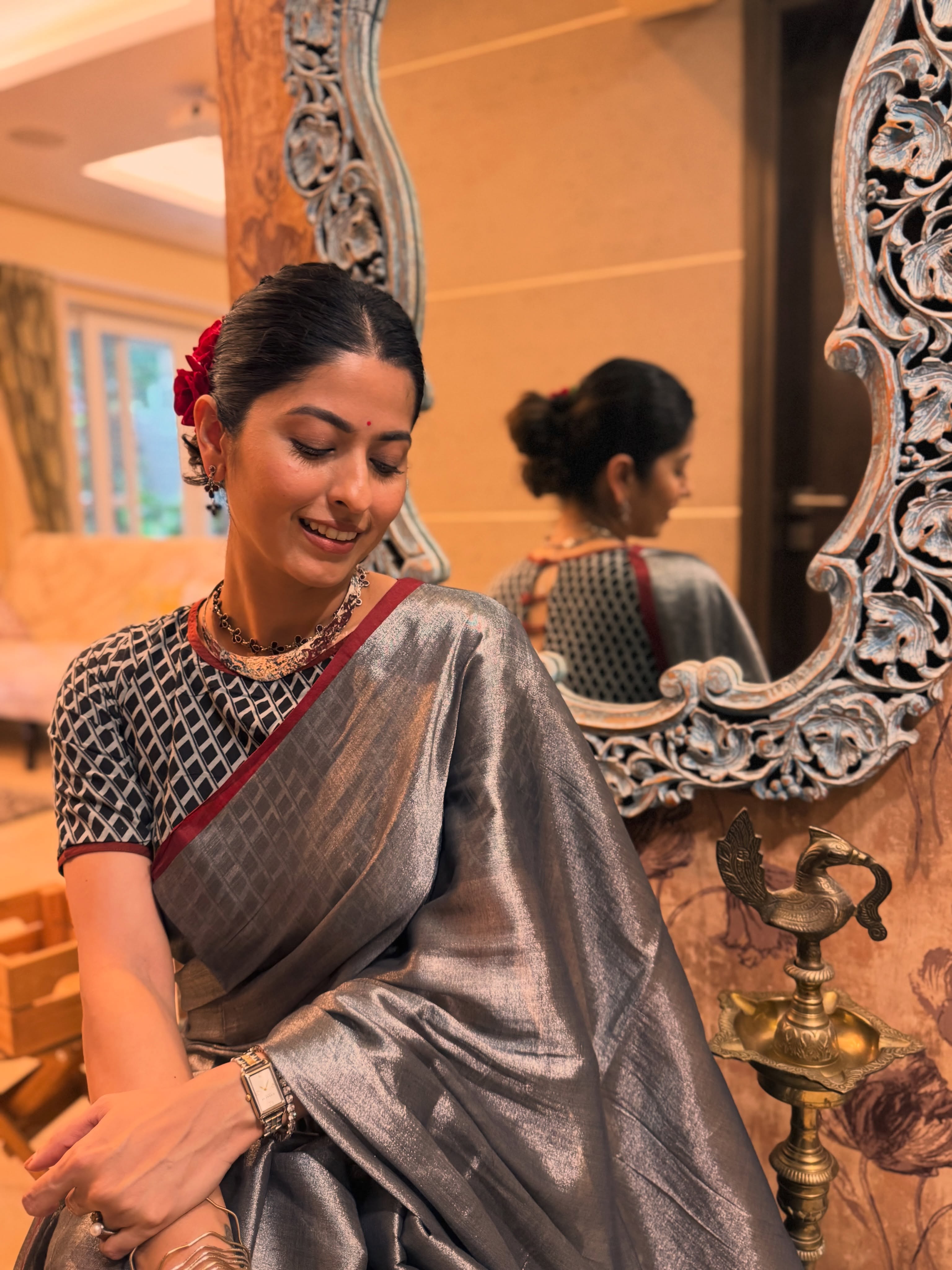 Abhidnya Bhave Grey Saree Look