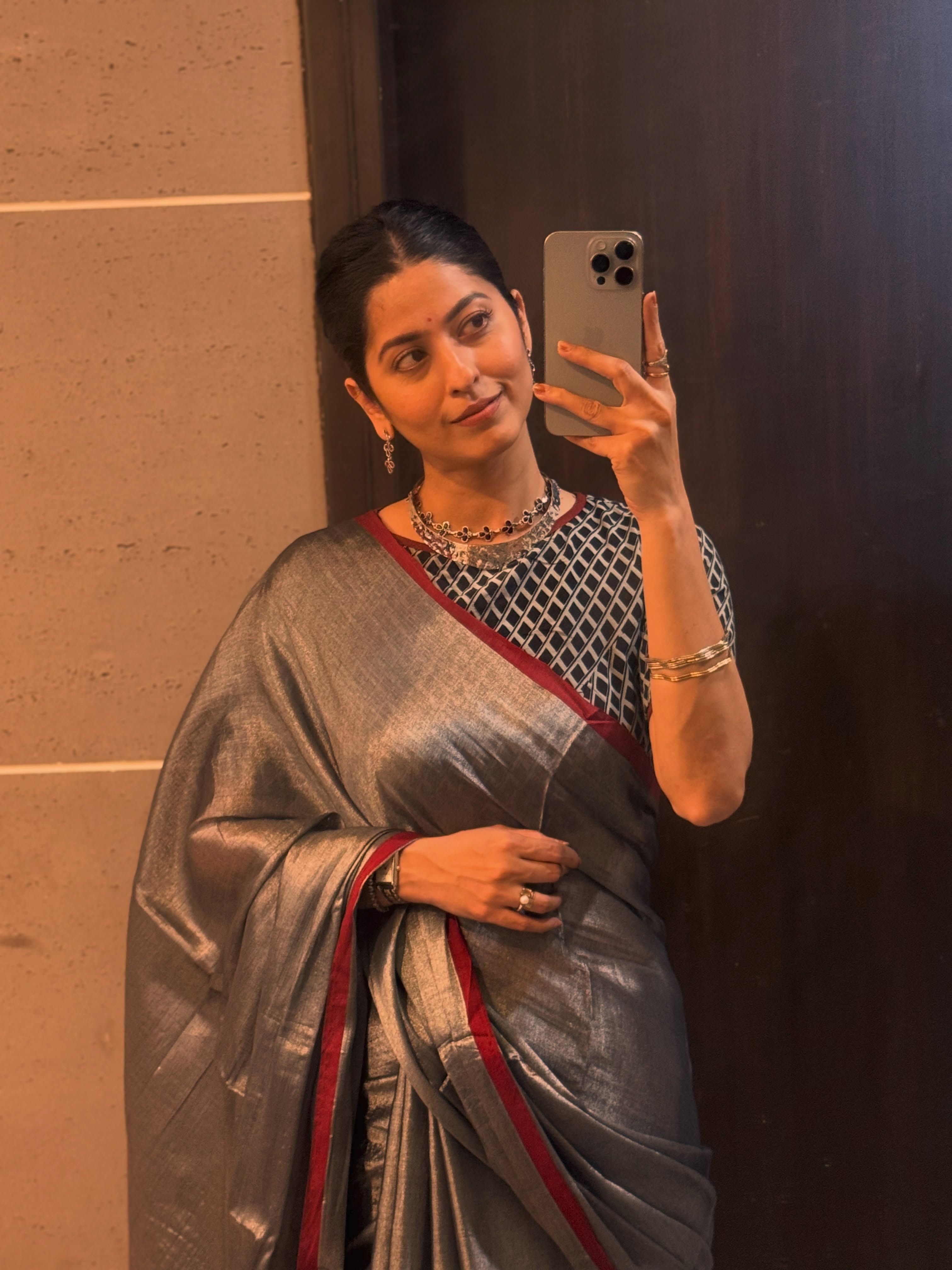 Abhidnya Bhave Grey Saree Look