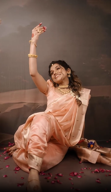Jahnavi Killekar Pink Nauvari Saree Look