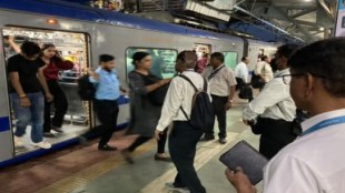 Jogeshwari Station TC Passenger Fight