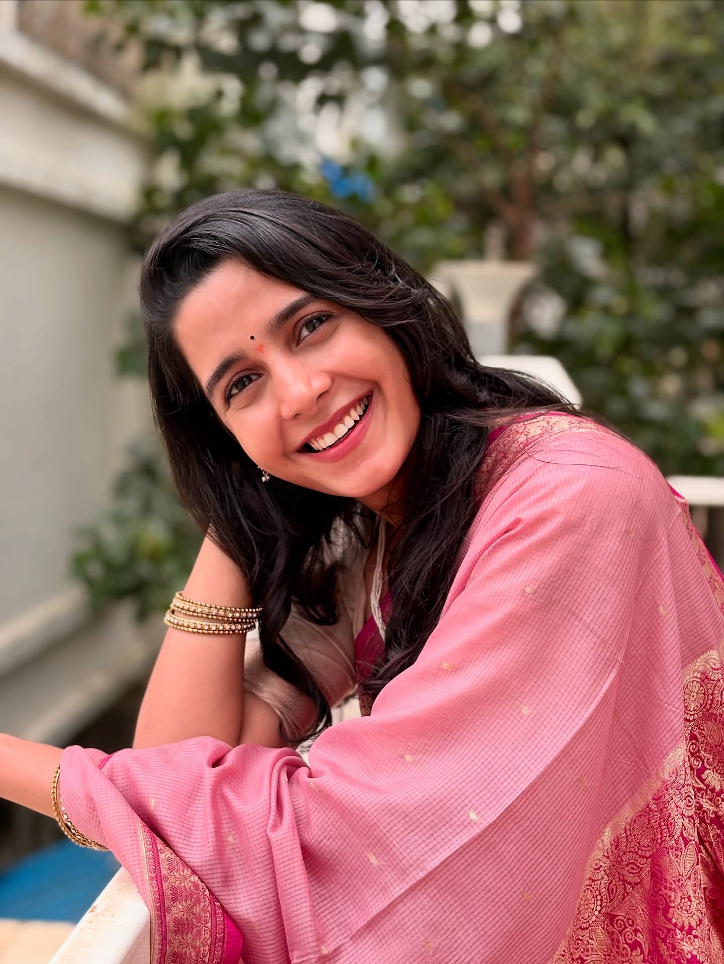 Jui Bhagwat Pink Saree Look